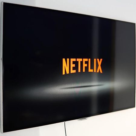 Homefy Apartment Blueberry - Nahe City - Netflix Есен Екстериор снимка